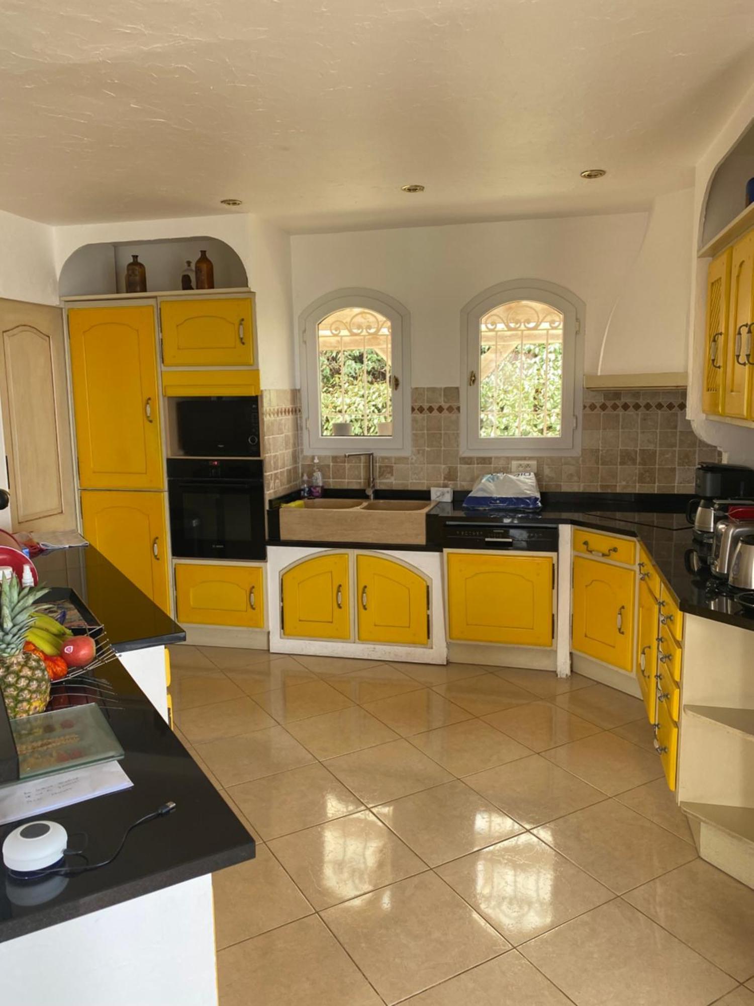 Villa Goonie Ле Исамбр Екстериор снимка